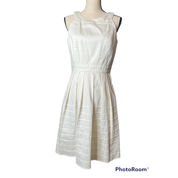 Ellen Tracy Dress in Creamy White Halter Neckline Size 8 - Picture 1 of 6